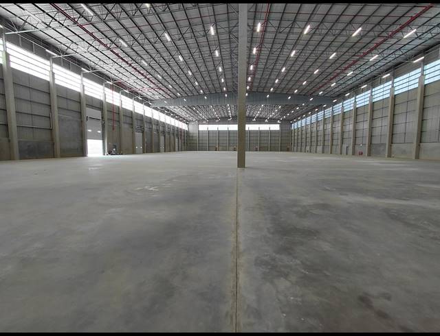 6,700M² WAREHOUSE TO LET IN BREDELL